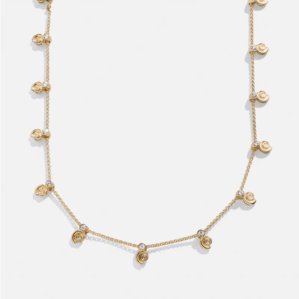 Elegant Seashell Necklace